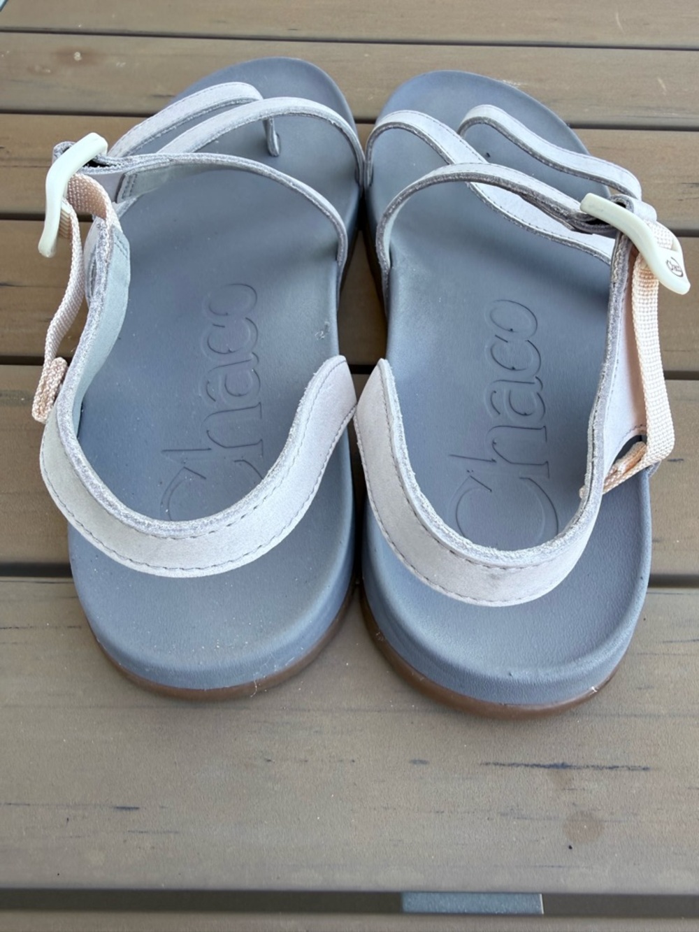 NWOT Chaco Women's Light Gray Strappy Slingback Sandals - Picture 2 of 6